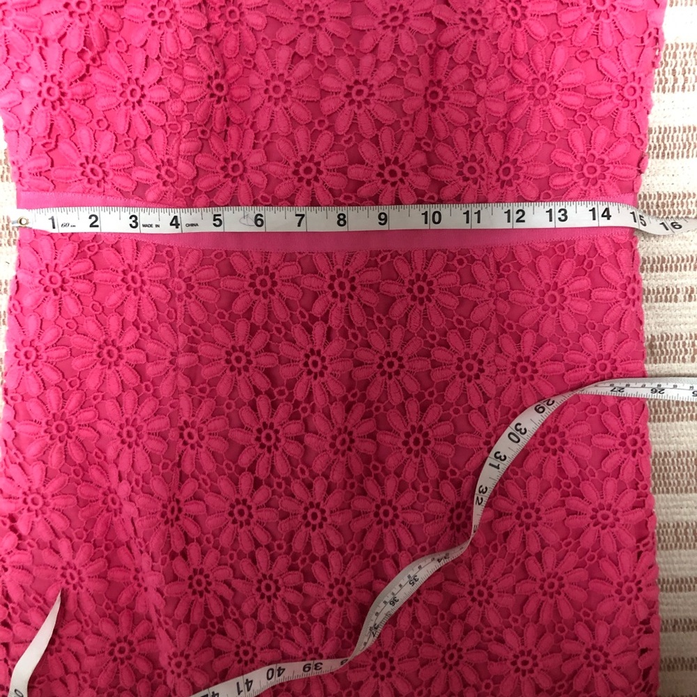 Vintage Lilly Pulitzer, Hotty Pink Bowen Dress. Size 8. - Picture 4 of 7